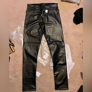 Faux Leather Tummy Tuck Leggings - Black